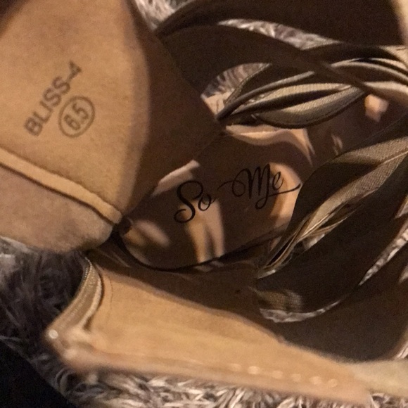 Women’s Strappy Highheels - Picture 5 of 5